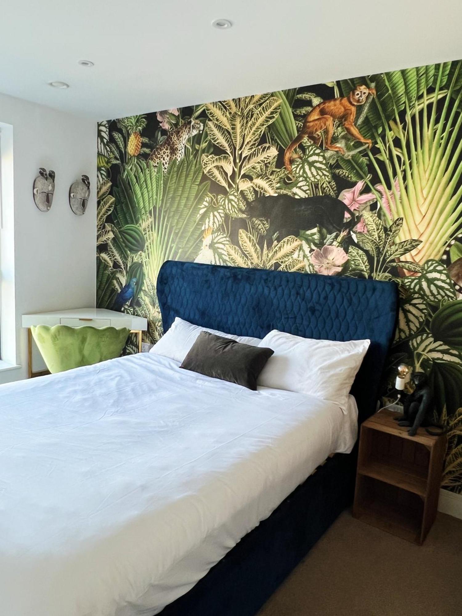 Stunning Riverside View Apartment, Near Canary Wharf & O2 London Eksteriør bilde