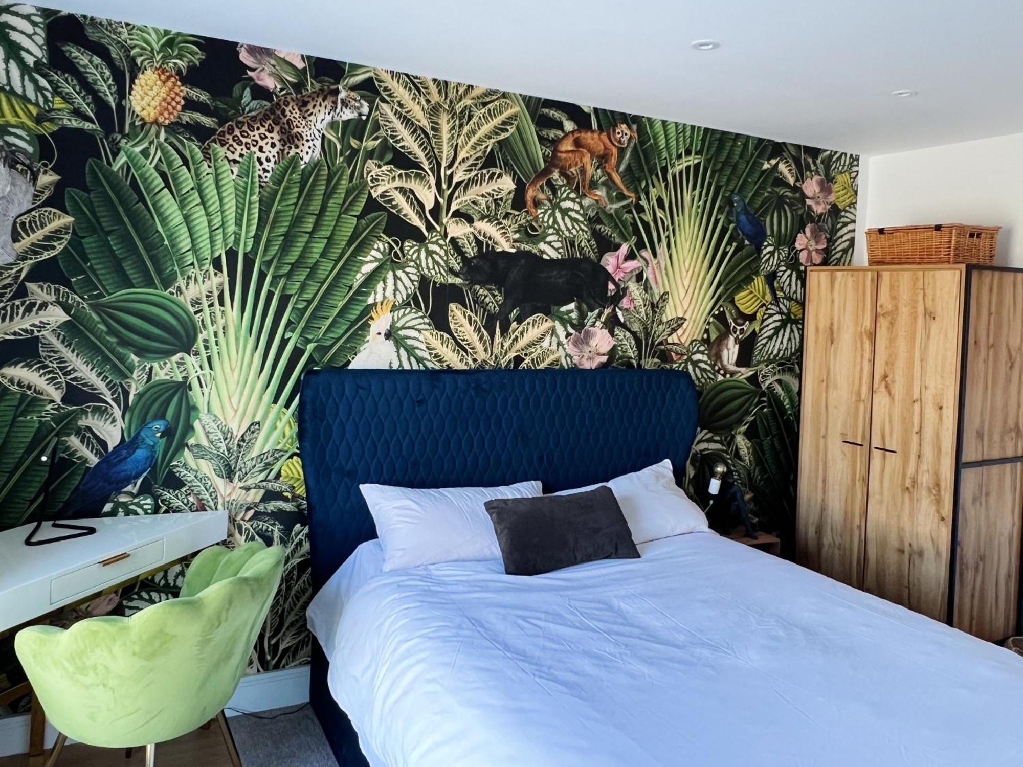 Stunning Riverside View Apartment, Near Canary Wharf & O2 London Eksteriør bilde